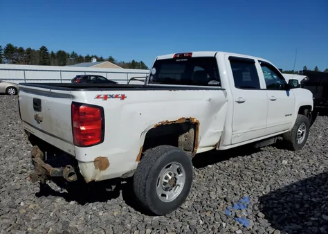 2015 Chevrolet Silverado K2500 Heavy Duty Lt z USA, uszkodzony, nr VIN 1GC1KVE84FF610144